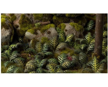 gamers-grass-laser-plants-bracken-paproc.jpg