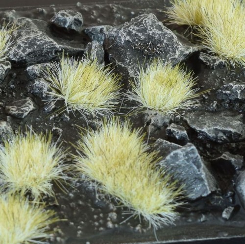 Przejdź do produktu Gamers Grass: Grass tufts - 5 mm - Winter (Small)